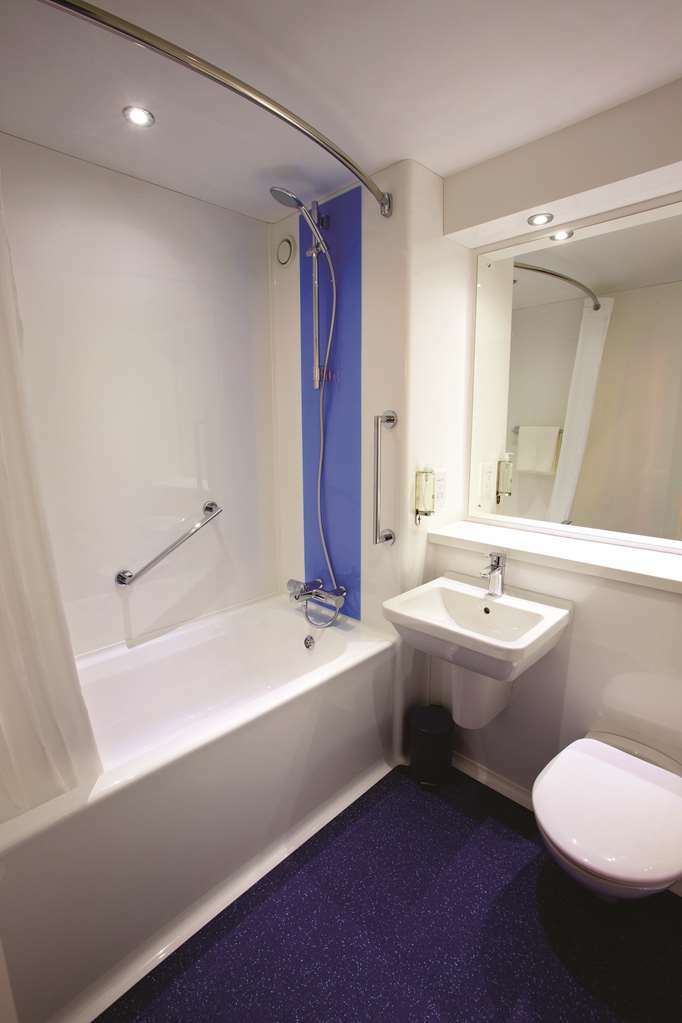 Travelodge Birmingham Central Bull Ring Habitación foto